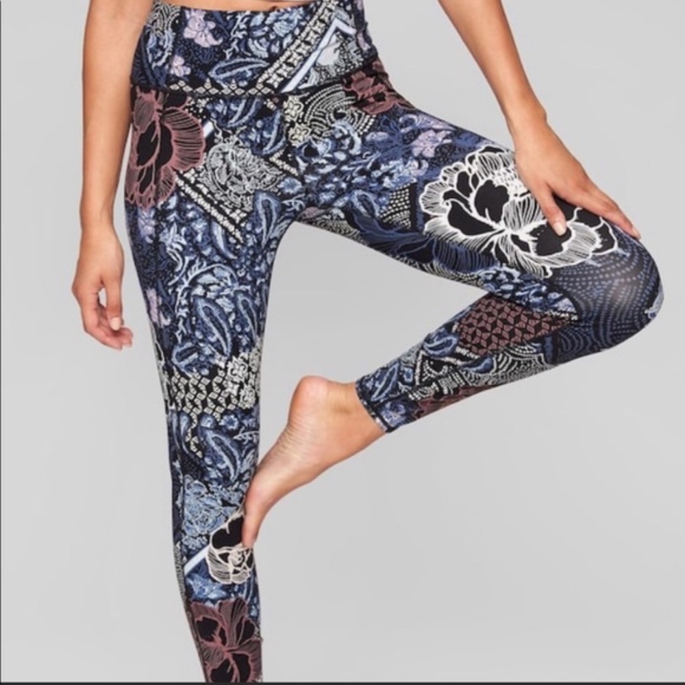 Athleta Leggings Patchwork Salutations 7/8 Yoga Workout Blue/Black Size XS